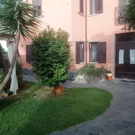 Lamato Borgo לינה וארוחת בוקר SantʼEufemia Lamezia